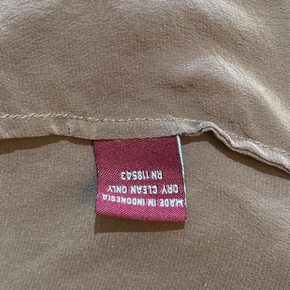 ARDISTIA NEW YORK Designer Silk Blouse - Picture 6 of 7